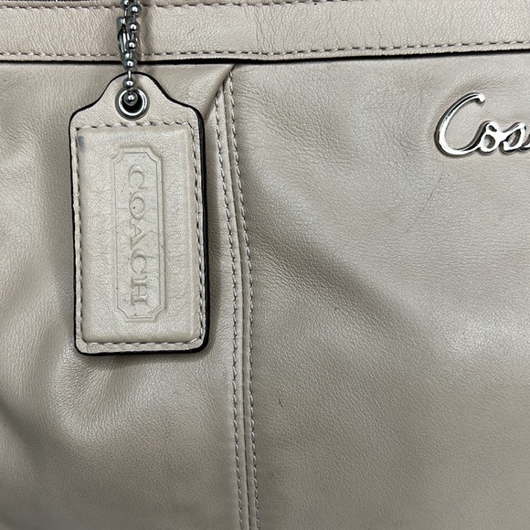 Coach tan purse with color signature scarf - Picture 3 of 11